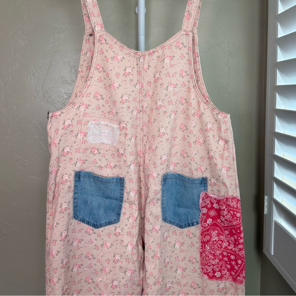 Pol Patchwork Floral Overalls Size Medium Wide Le… - image 7